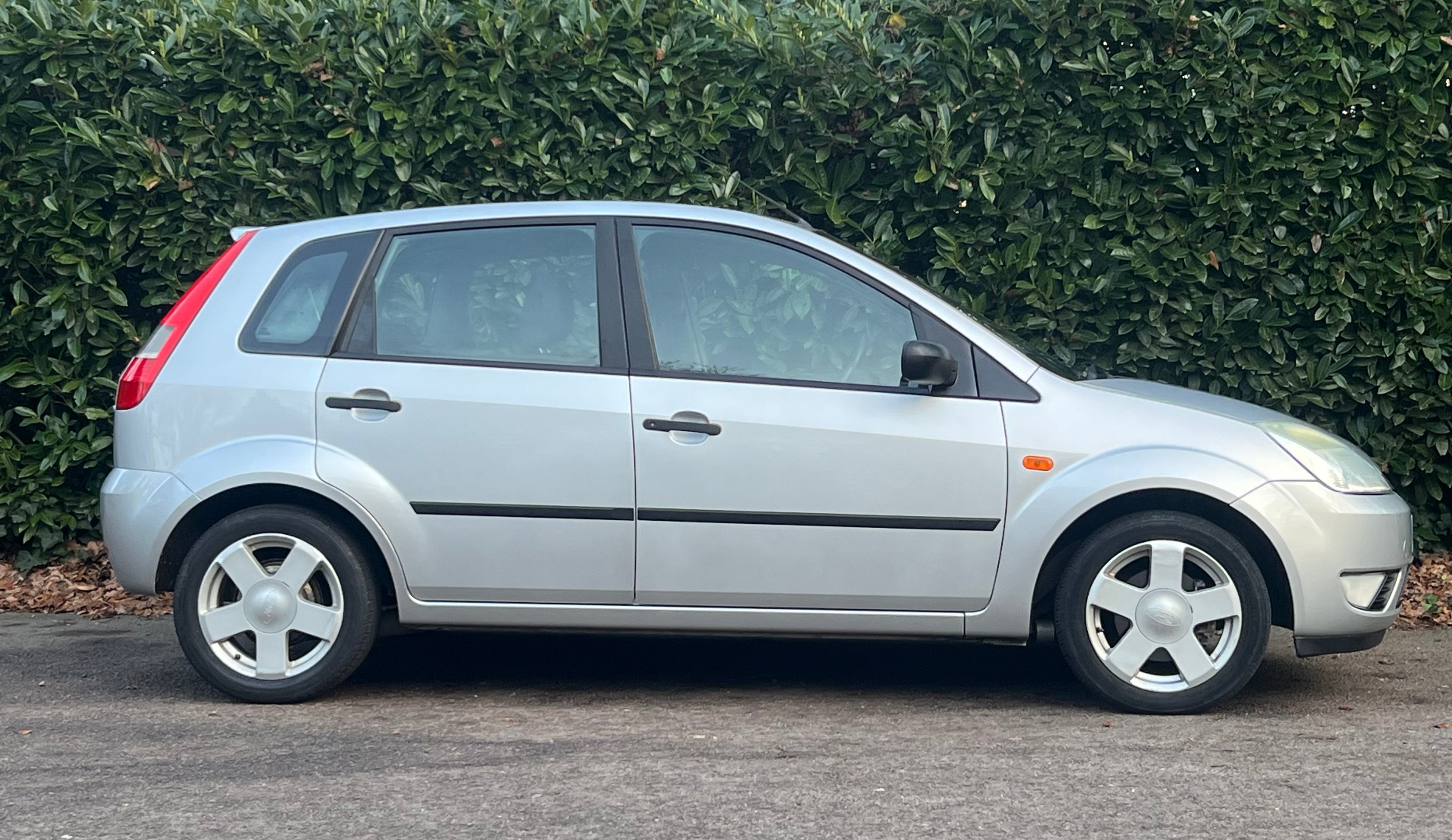 2005 Ford Fiesta 1.4 ZETEC 16V Hatchback Petrol Manuel