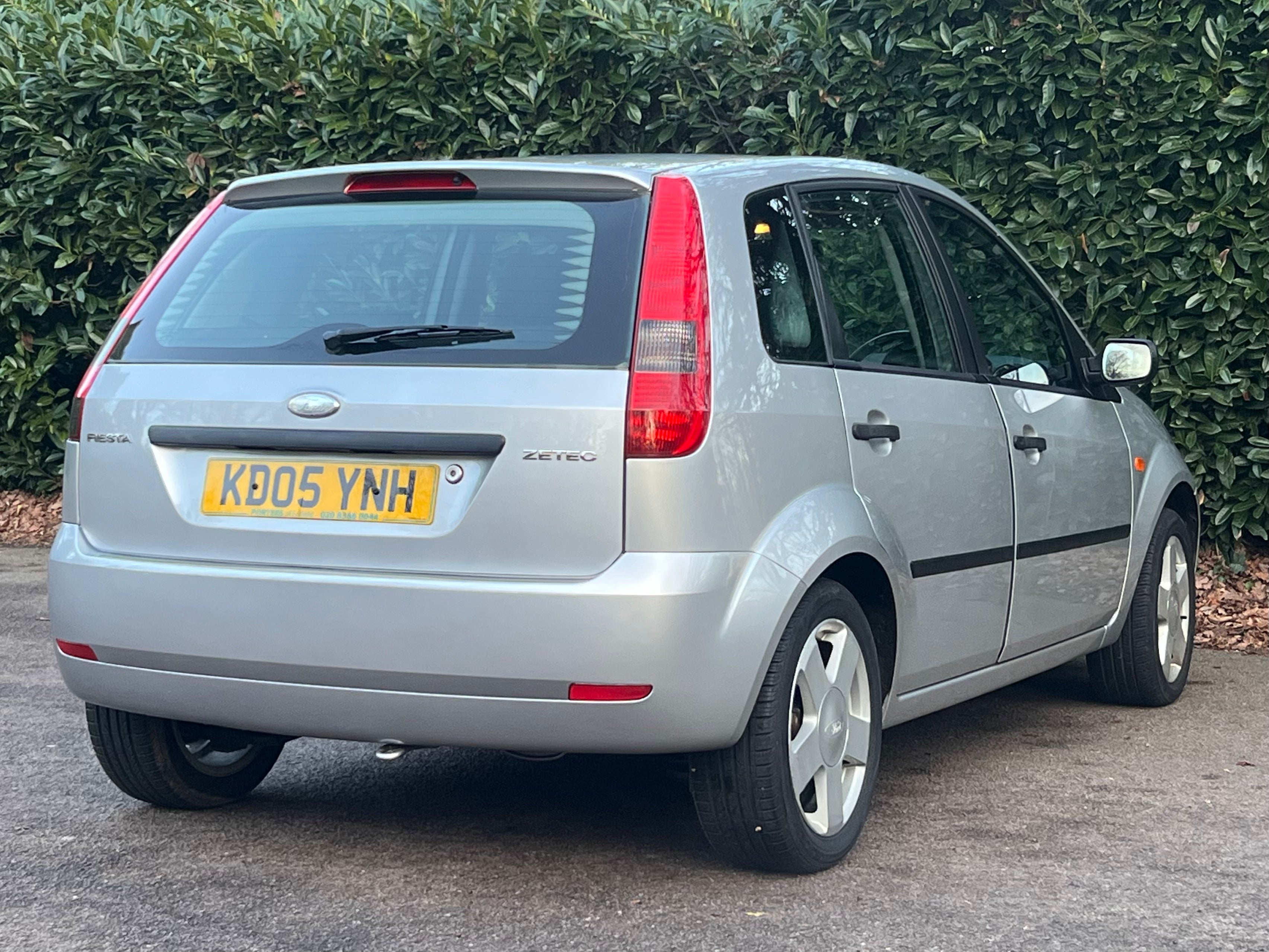 2005 Ford Fiesta 1.4 ZETEC 16V Hatchback Petrol Manuel